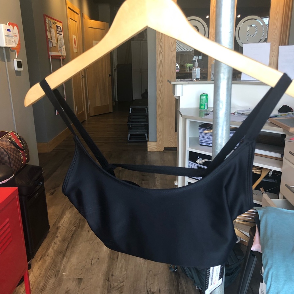 Onzie Flow Sports Bra